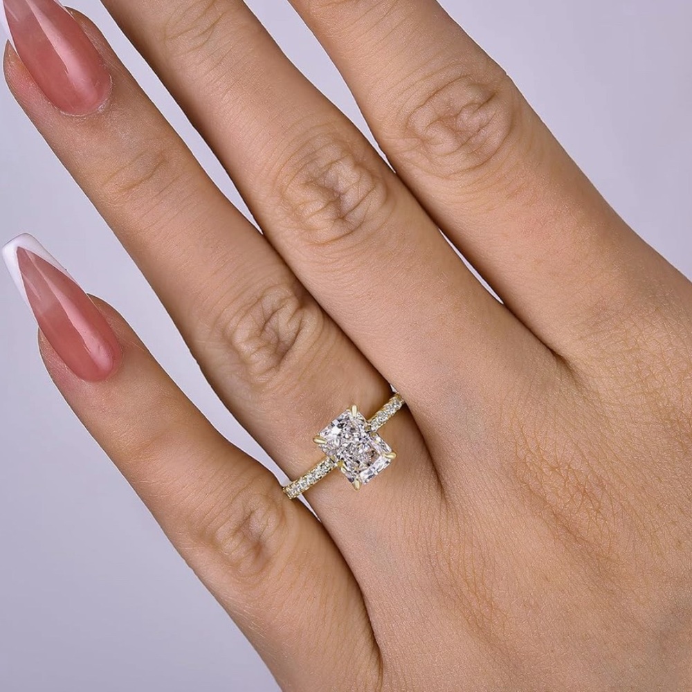 1.5ct Yellow Gold Elongated Radiant Cut Women’s Engagement Ring Size 6
